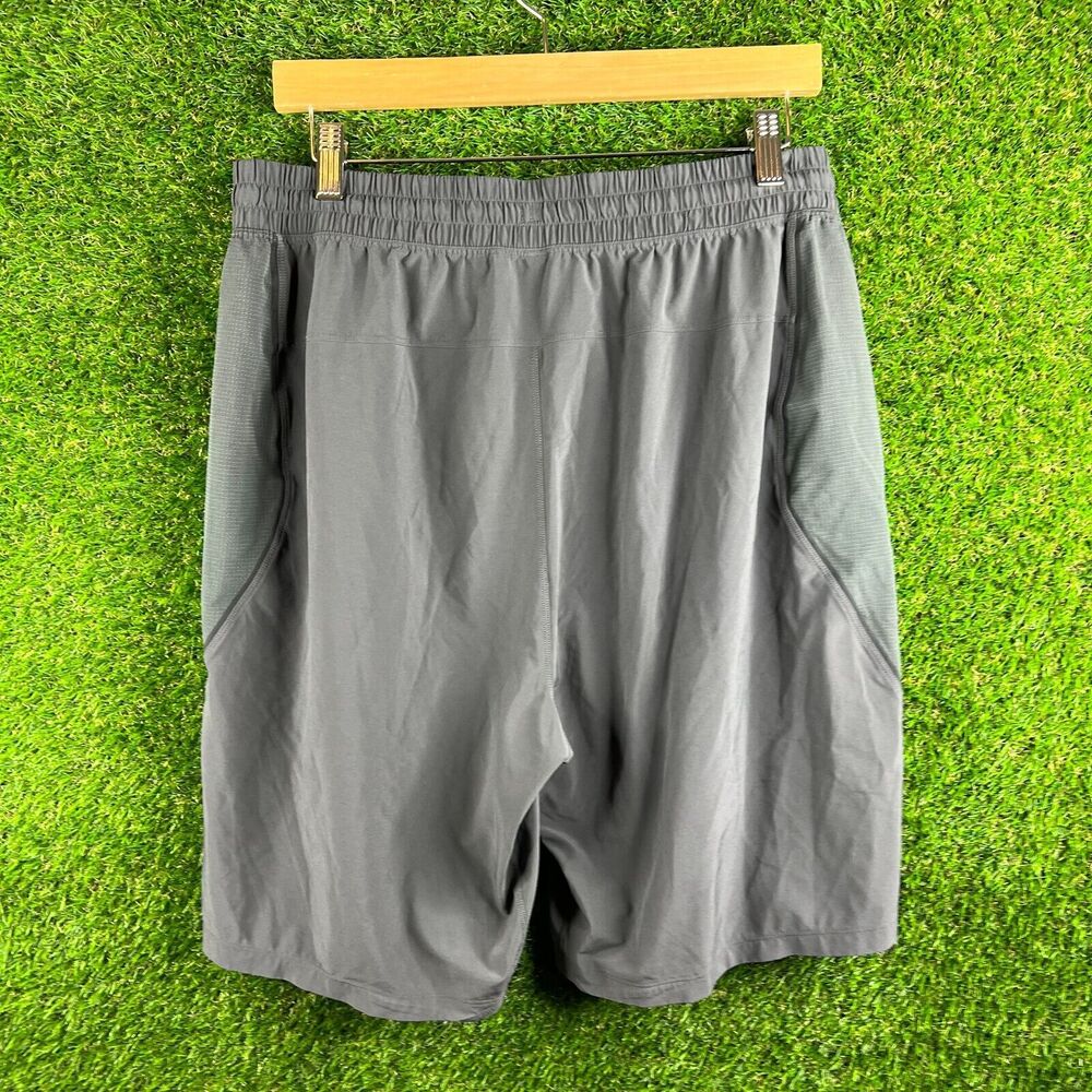 Lululemon Shorts Mens 30 x 8 L Black Unlined 8" Active Fitness Running - Picture 9 of 9